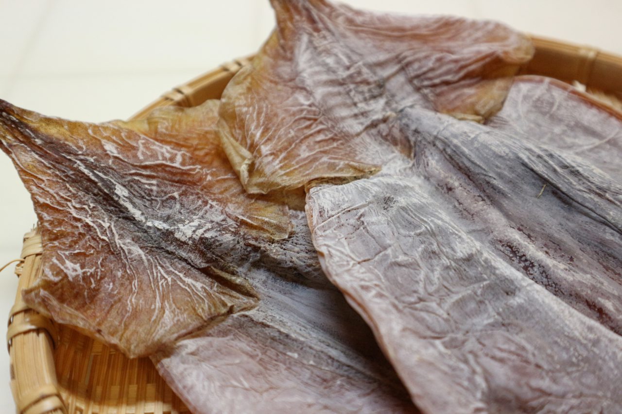 新潟県で食べられる 一夜干しの塩スルメを使った天ぷらとは ご当地情報局